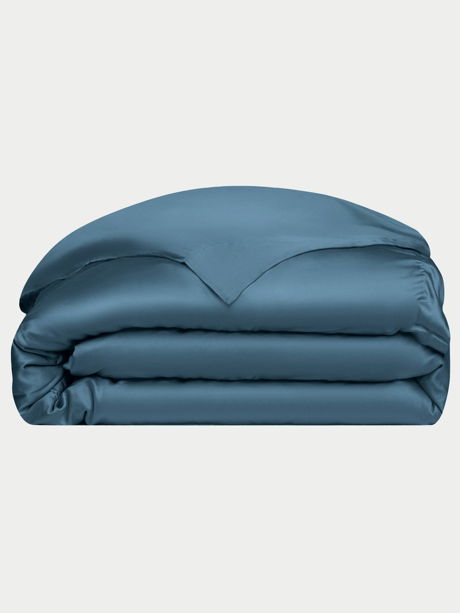 Pacific Blue duvet cover with white background 